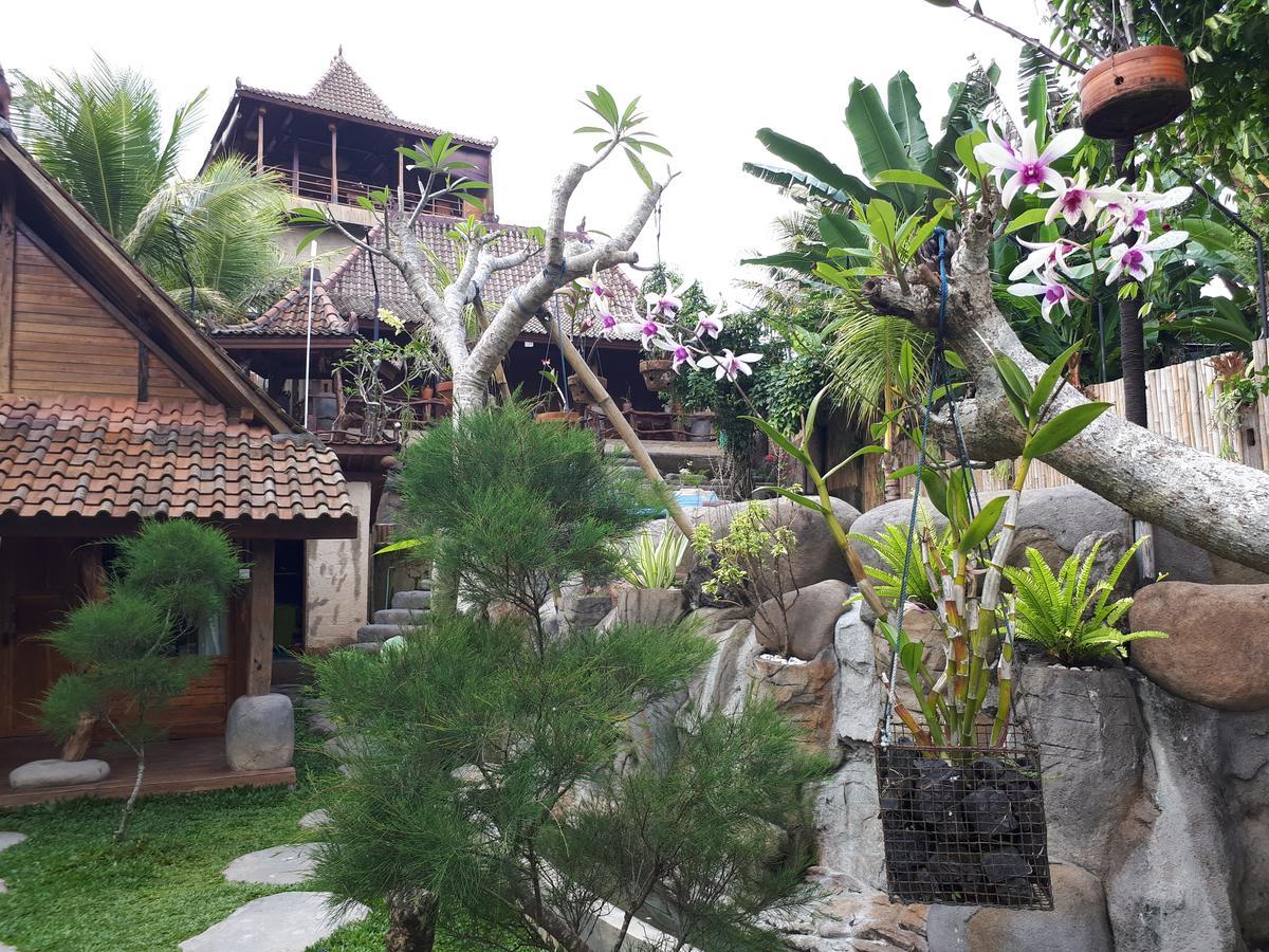 Umah Hoshi By Mahaputra Hotel Тегалаланг Екстериор снимка