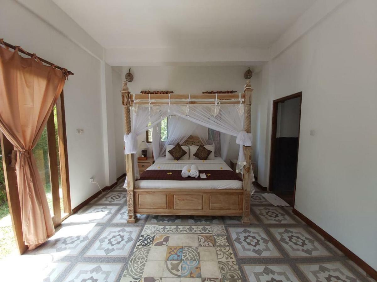 Umah Hoshi By Mahaputra Hotel Тегалаланг Екстериор снимка